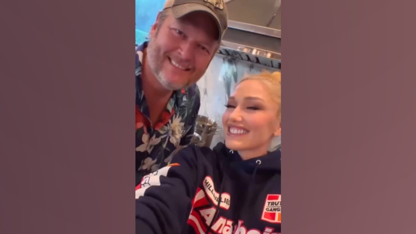 Gwen Stefani shares sweet video with Blake Shelton: 'U are my everything'