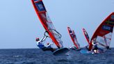 Sailing-Debut windsurfing marathon abandoned as wind wanes for women
