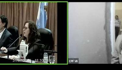 Las burlas de Brenda Uliarte mientras declaraba el secretario de Cristina Kirchner sobre el momento del atentado
