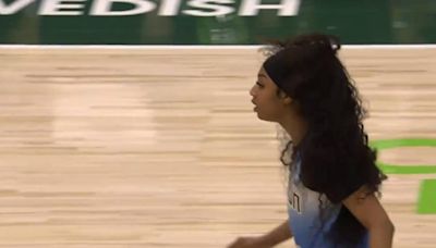 Angel Reese sets WNBA double-double record in Sky loss to Storm
