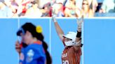 Florida softball falls into Elimination Round with run rule loss to Texas in WCWS