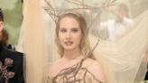 Lana Del Rey Is Wrapped Up in Twigs at the Met Gala