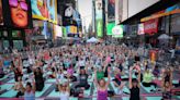 PIX: Yoga at New York's Times Square