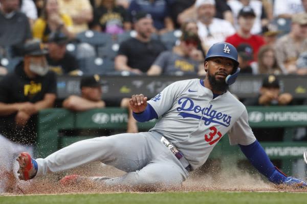 Dodgers' bats break out in 11-7 win over Pirates