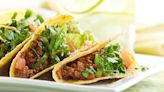 Why Lettuce Belongs on the Outside of Your Taco