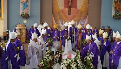 First and longest serving Bishop of Tura laid to rest - The Shillong Times