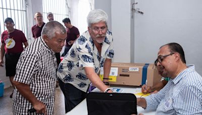 Los apagones marcan las primarias de Puerto Rico al afectar varios centros de votación
