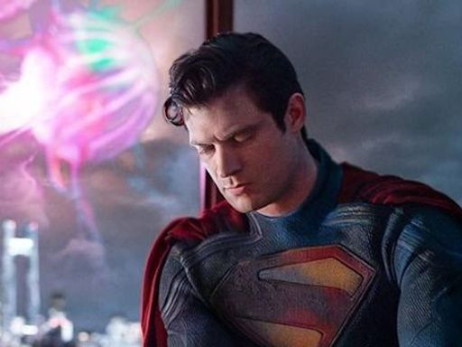 James Gunn’s First ‘Superman’ Image Looks Like AI, And The Suit Doesn’t Fit
