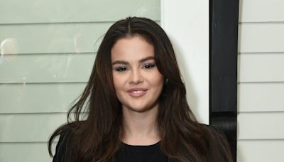 Selena Gomez Surprises Local Volleyball Team by Attending a Game