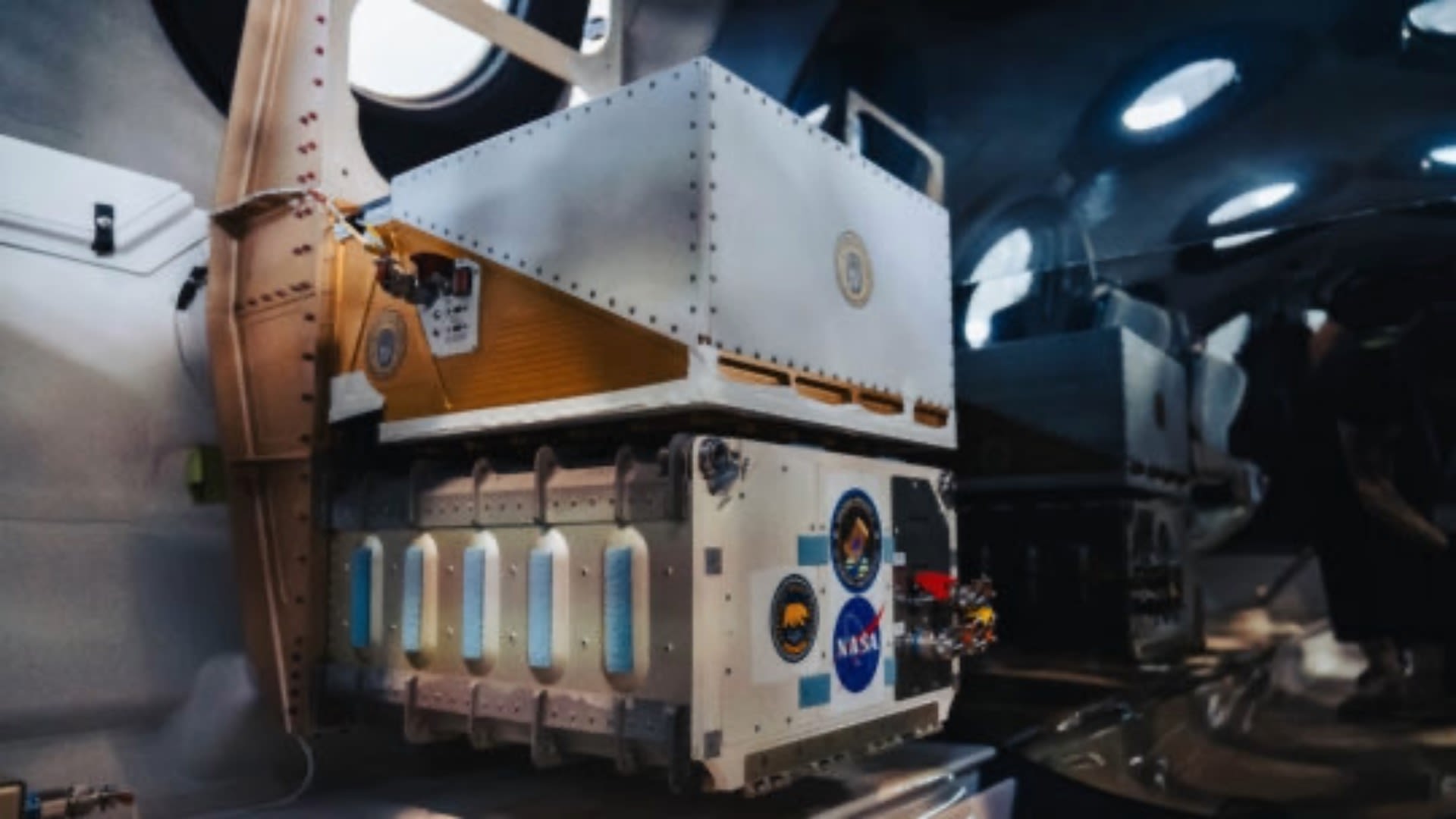 Berkeley’s 3D printer shot into space for 140 secs, prints toy shuttle