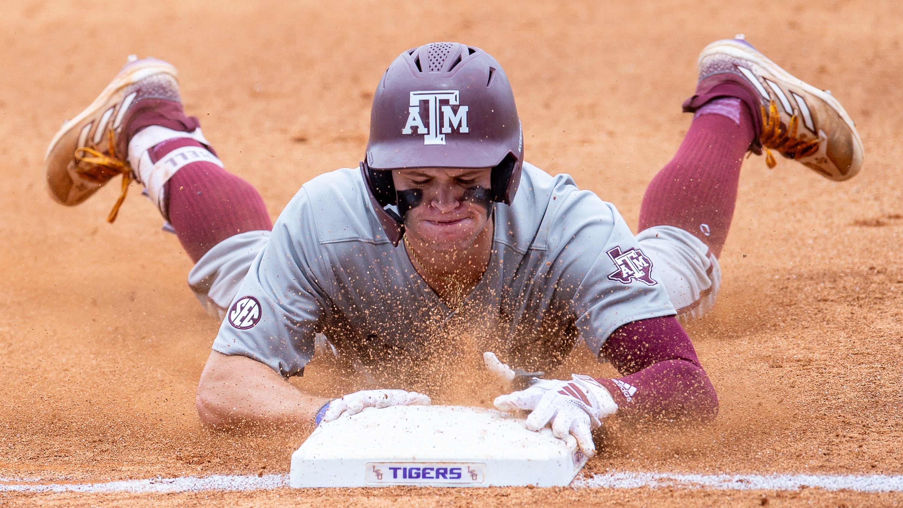 Texas A&M Aggies Drop Weekend Series to LSU Tigers