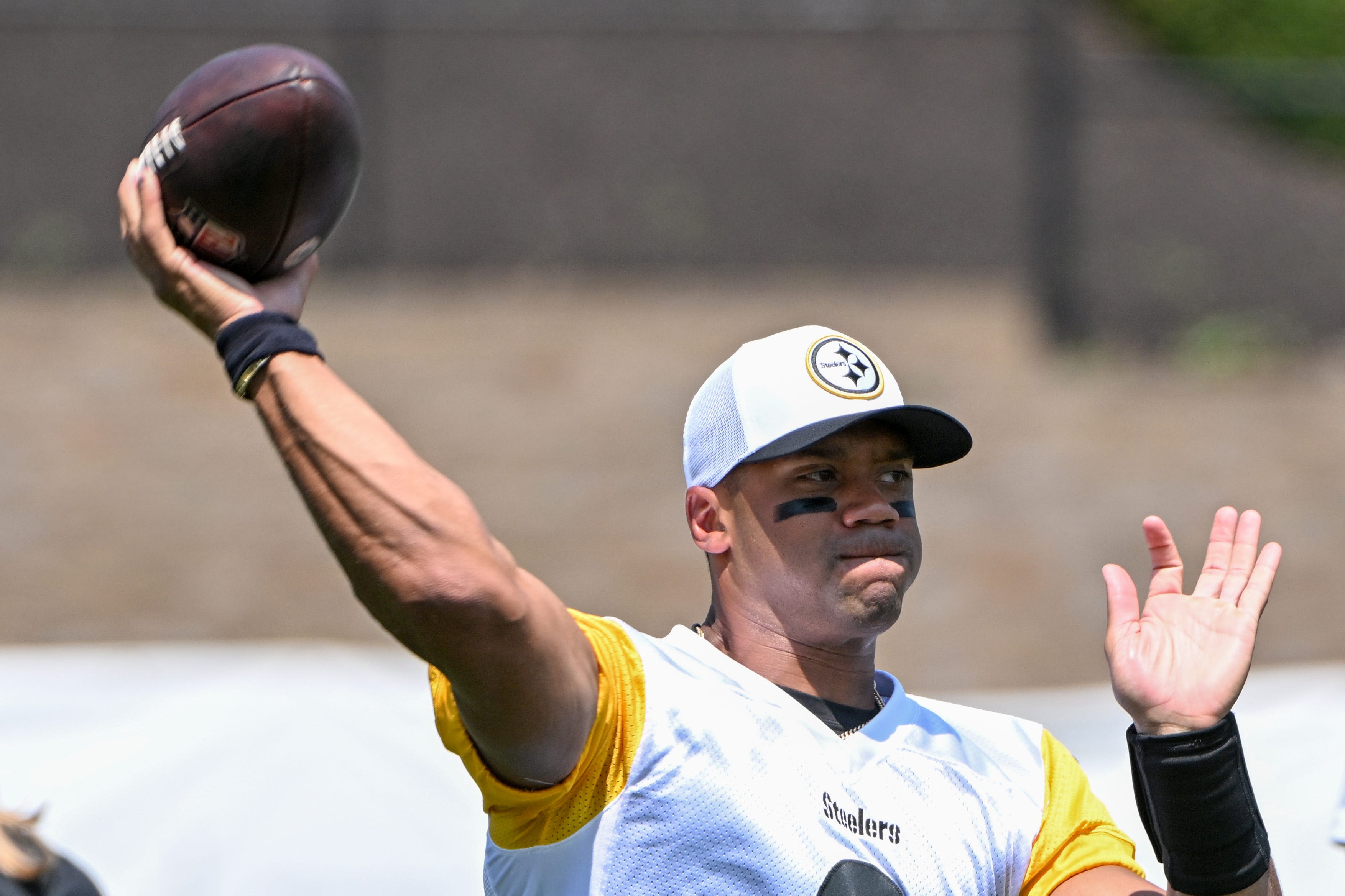 Steelers QB Russell Wilson takes first-team reps at training camp