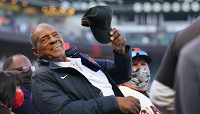 All Major League Baseball Games Today To Honor Late, Great Willie Mays With Moment Of Silence