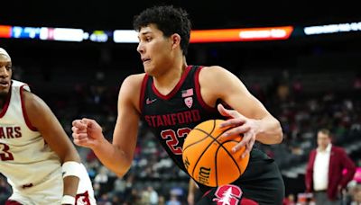 Oregon men's basketball lands versatile, sharp-shooting former Stanford forward