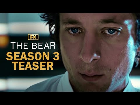 Jeremy Allen White and Ayo Edebiri lead season 3 of FX's hit 'The Bear'