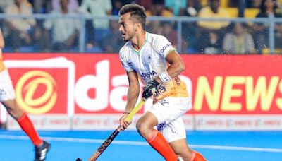 'I Can Never Give Up': Vivek Sagar Prasad On A Mission To Take Indian Hockey Places