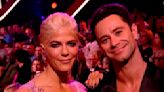 Entre lágrimas, Selma Blair se despidió de Dancing With The Stars por complicaciones en su estado de salud