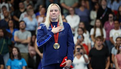 Jessica Long Wins The 400-Meter Freestyle, Marking Her 17th Paralympic Career Gold