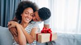 The Best 2-Year Anniversary Gifts That Your Spouse Will Cherish Forever