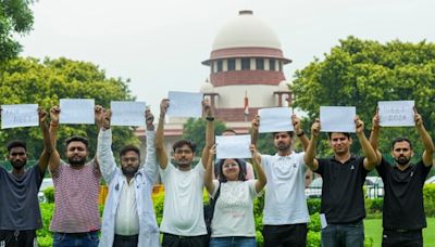 NEET UG 2024 SC Hearing Live: Hearing resumes today after IIT Delhi's response to Physics question
