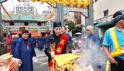 關公誕辰 許縣長赴3宮祈福