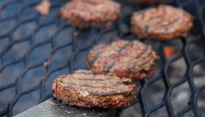 For an exceptional grilled burger, Meathead Goldwyn offers these five tips