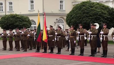 El presidente de Lituania, Gitanas Nauseda, recibe al rey Felipe VI - MarcaTV