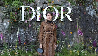 En Écosse, Laeticia Casta et Camille Cottin se mettent au vert pour Dior