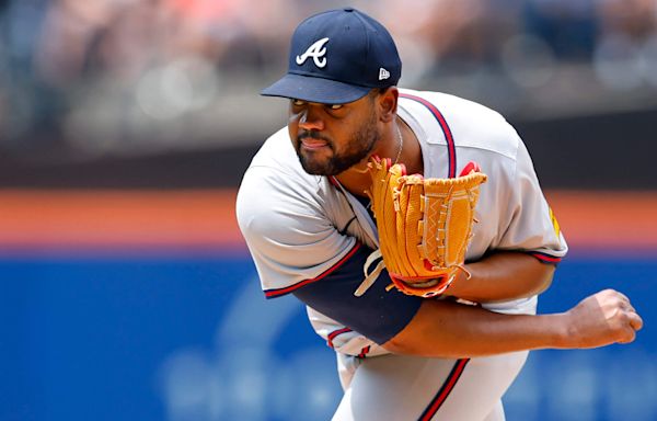 Braves focused on trading for hitter after Reynaldo López elbow exam shows no damage