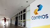 Correios anunciam PDV e concurso para contratar 3,2 mil carteiros