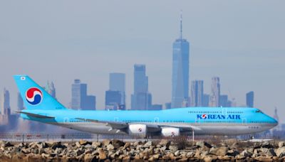 Korean Air orders 40 Boeing planes