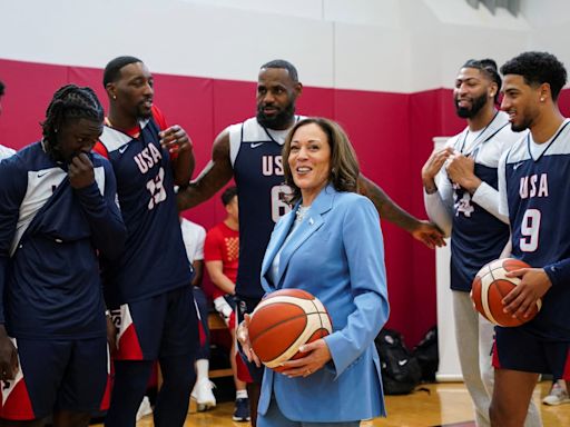 LeBron James ondea la bandera de la política