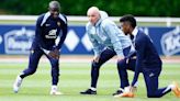 Alerta en la selección de Francia por un virus