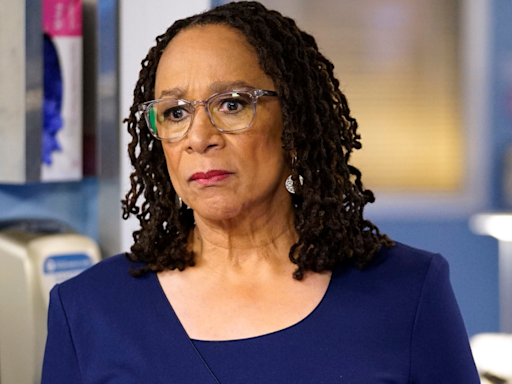 Chicago Med’s S. Epatha Merkerson Announces Heartbreaking News: ‘Such Fond Memories’