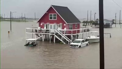 Tropical Storm Alberto approaches landfall in Mexico as Texas threatened by flooding, tornadoes