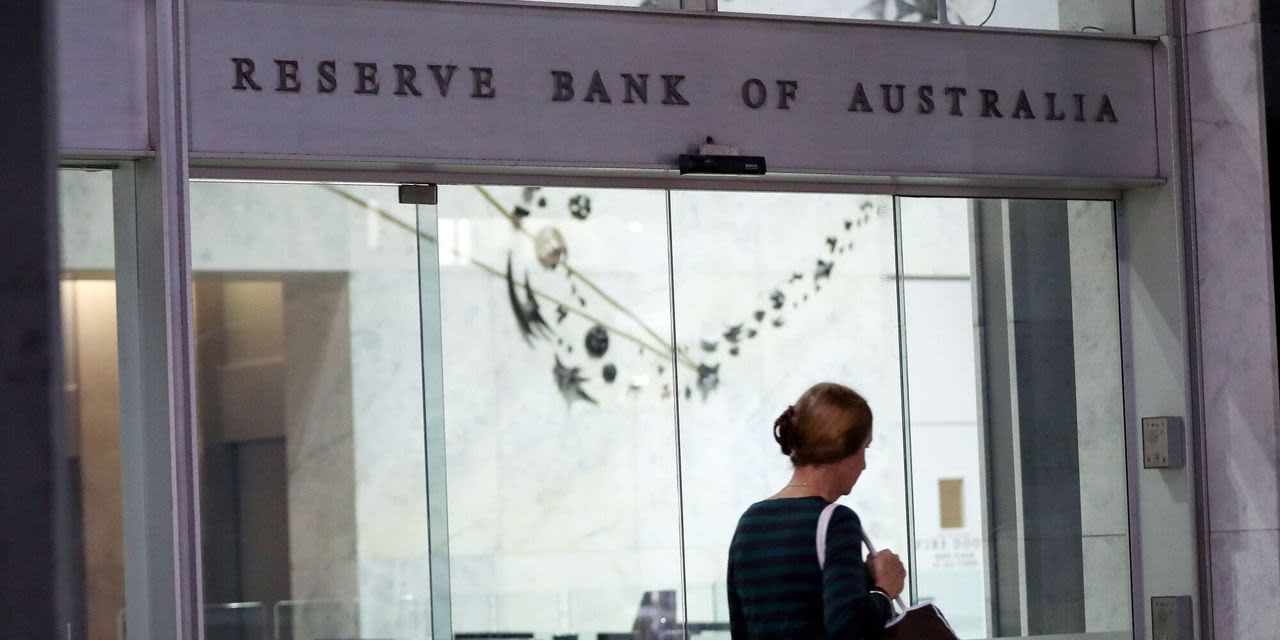 Week Ahead for FX, Bonds: Australia, U.K. Central-Bank Decisions Take Center Stage