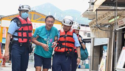 Inter-departmental drill on emergency response to flooding in Tai O (with photos)