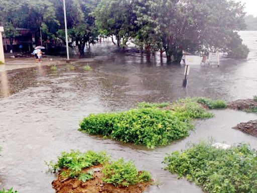 Maharashtra: July 26-like scare in Pune; 4 dead, city waterlogged