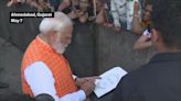 India’s Narendra Modi Greeted by Crowds Before Voting