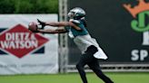 Eagles WR DeVonta Smith day-to-day with a groin injury