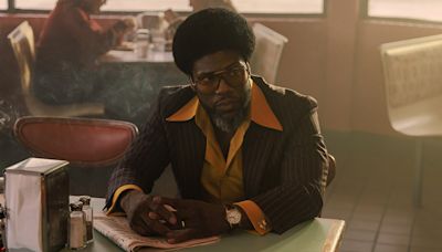 ...Heist’ Review: Kevin Hart, Samuel L. Jackson and Don Cheadle Have a Blast in Peacock’s Inconsistent Comic Thriller...