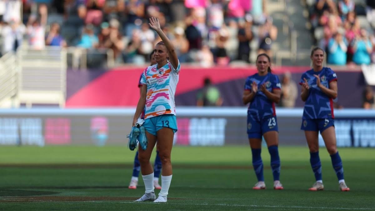 WATCH: Alex Morgan walks off pitch for final time after 13-minute cameo as USWNT legend enters retirement