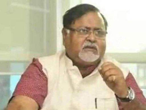 CBI arrests ex-Bengal minister Partha Chatterjee in teacher recruitment case