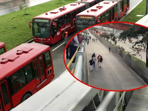 Cierran Transmilenio por paro de taxistas y personas caminan en varios puntos de Bogotá