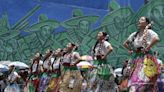 Con desfile cívico-militar en el centro de México honran a héroes de la Batalla de Puebla