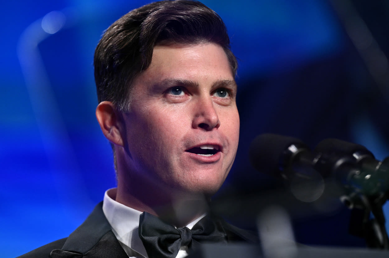 The Internet Has Mixed Reactions Of Colin Jost's Speech At The White House Correspondents' Dinner...