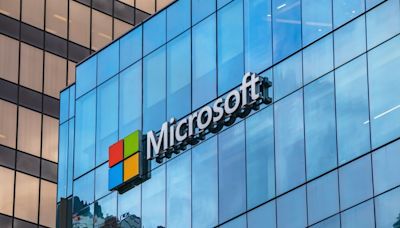 How Many Microsoft Shares Do You Need To Earn $100 Per Month In Dividends? (Hint: You're Better Off With...