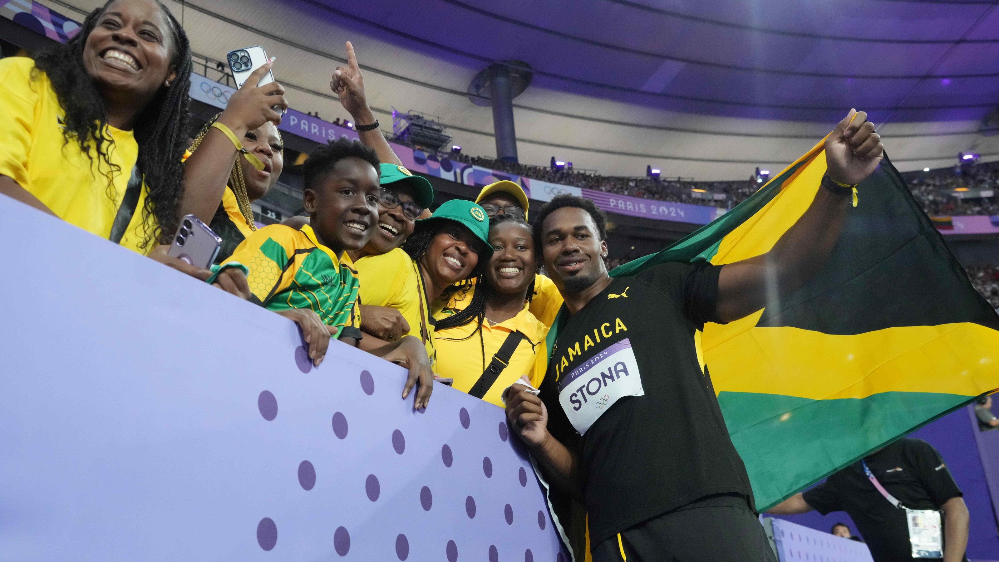 Clemson alum Rojé Stona sets Olympic men's discus record to win gold at Paris Olympics