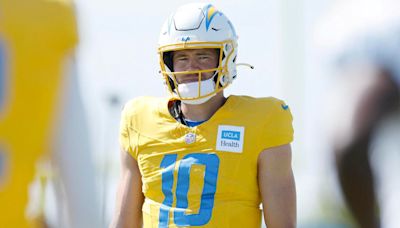 2024 NFL training camp injuries: Justin Herbert hurts foot, eyes Week 1; Panthers rookie WR exits practice