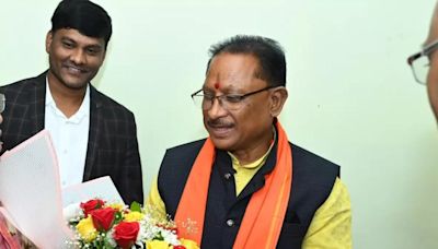 Chhattisgarh CM Shri Vishnu Deo Sai Meets Union Railways Minister; Discusses New Railway Projects